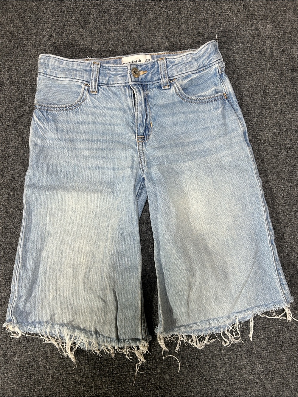 Abercrombie & Fitch Light Blue Distressed Jorts Denim Shorts Kids Size 9/10